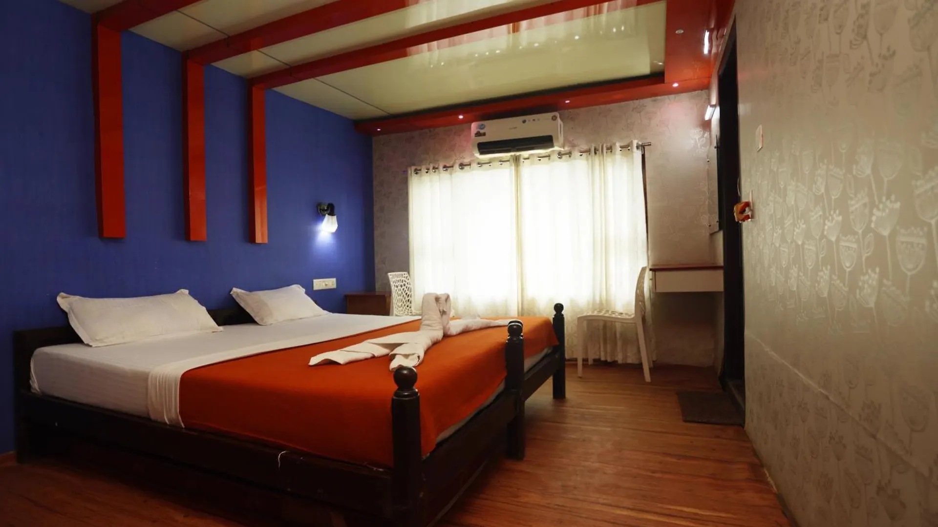 ***** Botel Hotel Jct Houseboat Alappuzha Indie